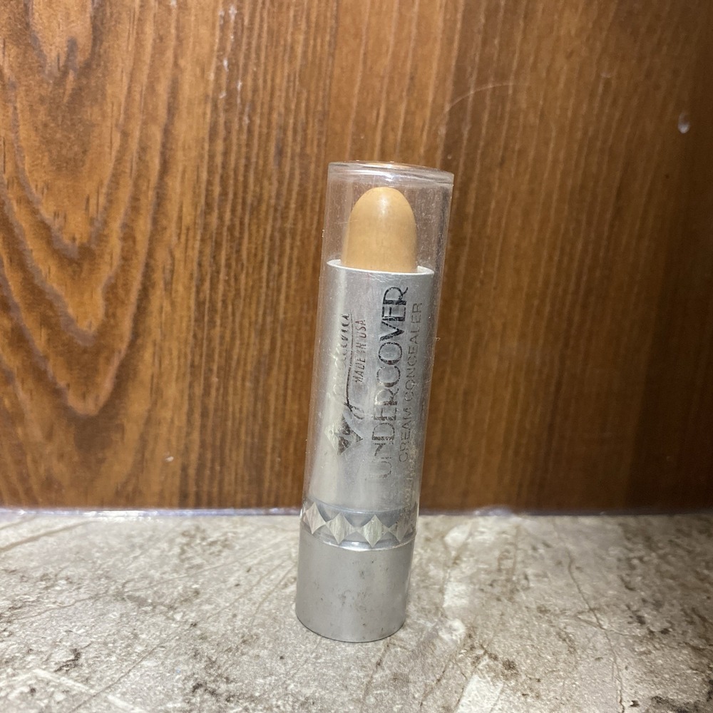 Jordana Undercover Cream Concealer -‎ 04 Beige